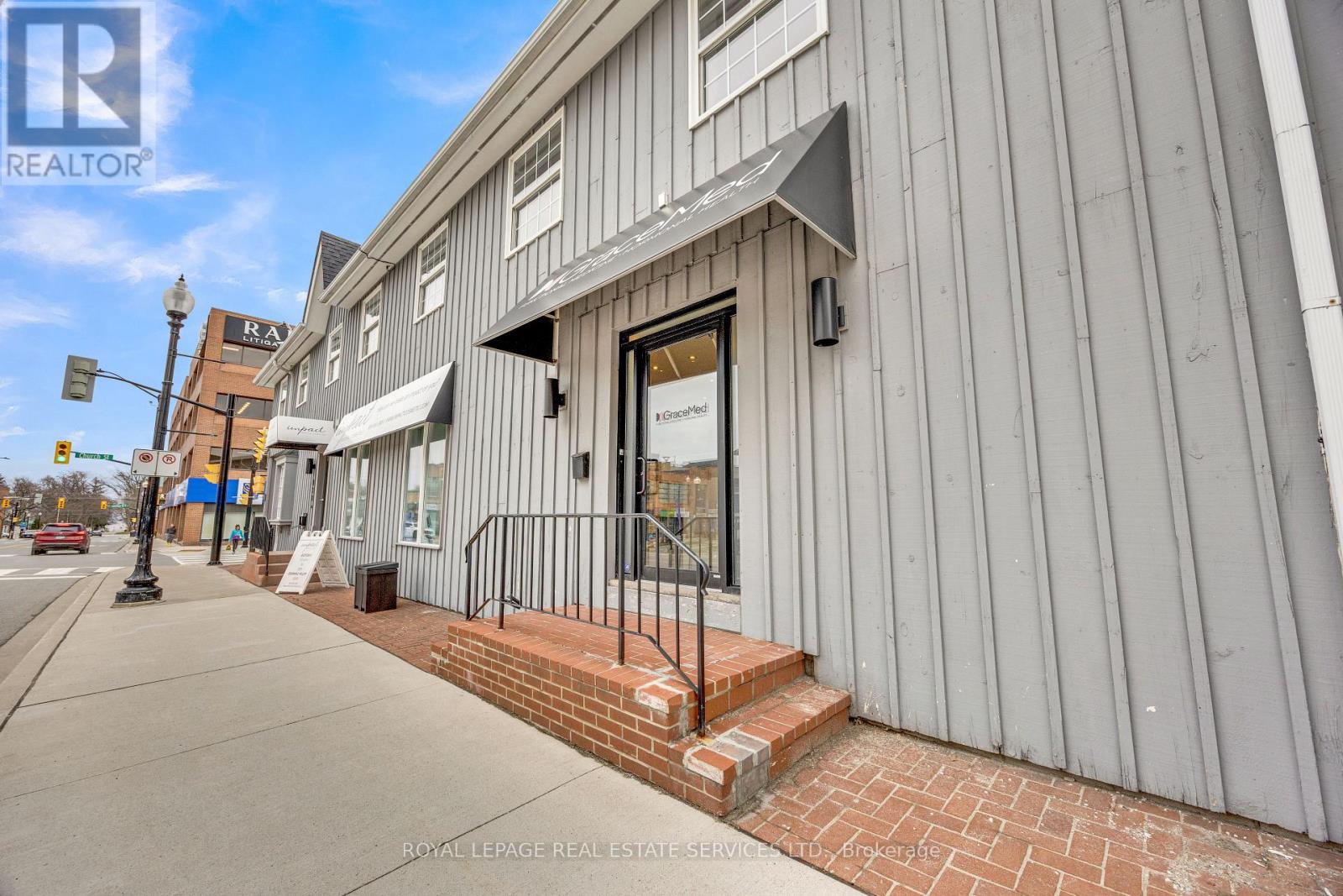 130 Trafalgar Road, Oakville, Ontario  L6J 3G5 - Photo 15 - W13750248