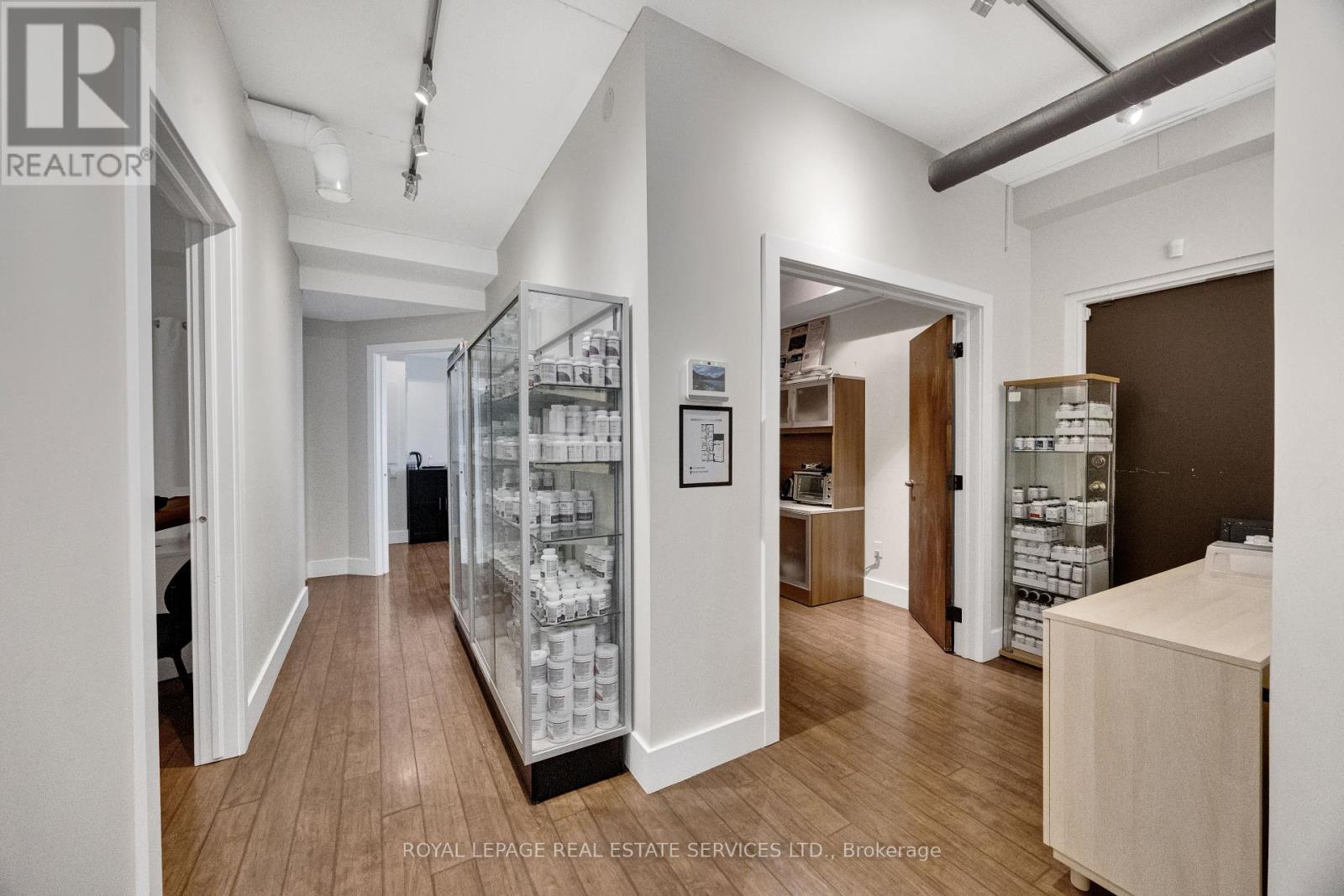 130 Trafalgar Road, Oakville, Ontario  L6J 3G5 - Photo 28 - W13750248