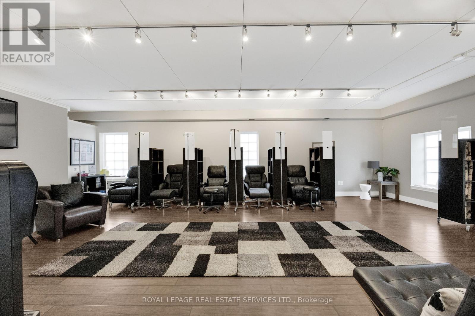 130 Trafalgar Road, Oakville, Ontario  L6J 3G5 - Photo 36 - W13750248