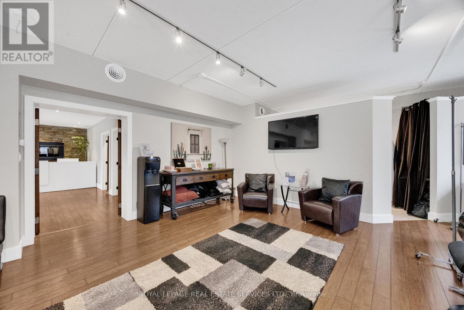 130 Trafalgar Road, Oakville, Ontario  L6J 3G5 - Photo 37 - W13750248