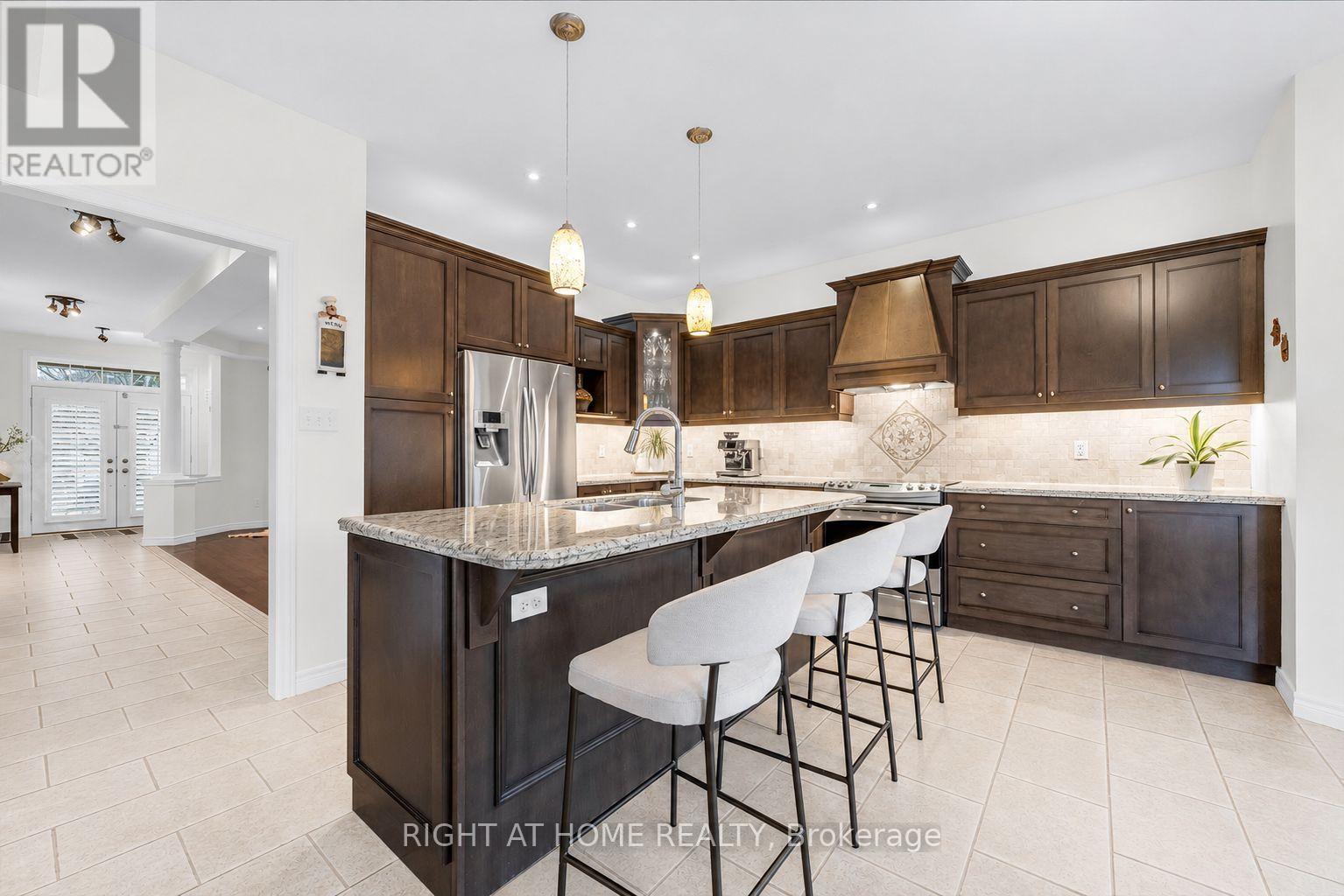 87 Newcombe Road N, Hamilton, Ontario  L9H 0A6 - Photo 11 - X13750246