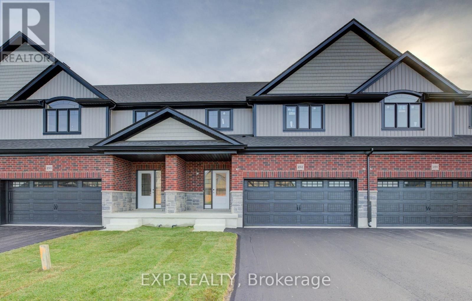 231 APPLEWOOD STREET, Blandford-Blenheim, Ontario