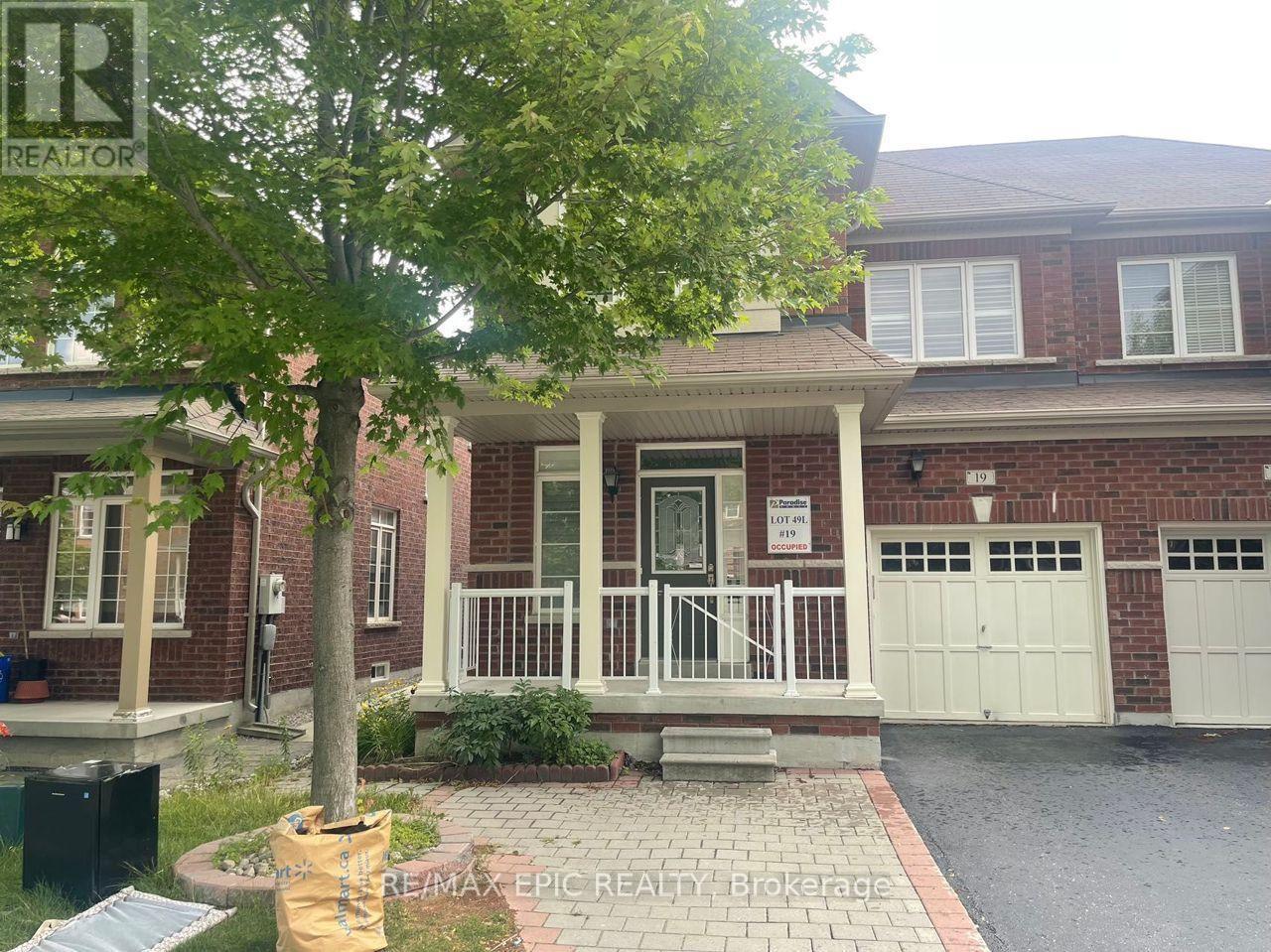19 FITZROY AVENUE, Markham, Ontario
