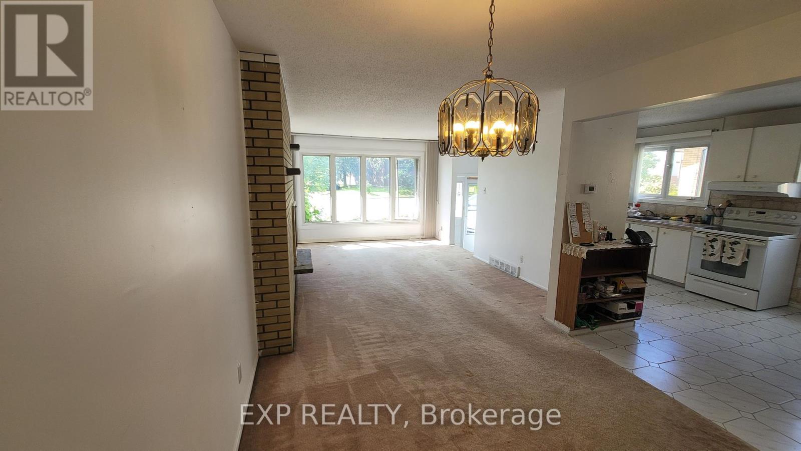 1747 Heron Road, Ottawa, Ontario  K1V 6A2 - Photo 5 - X13750268