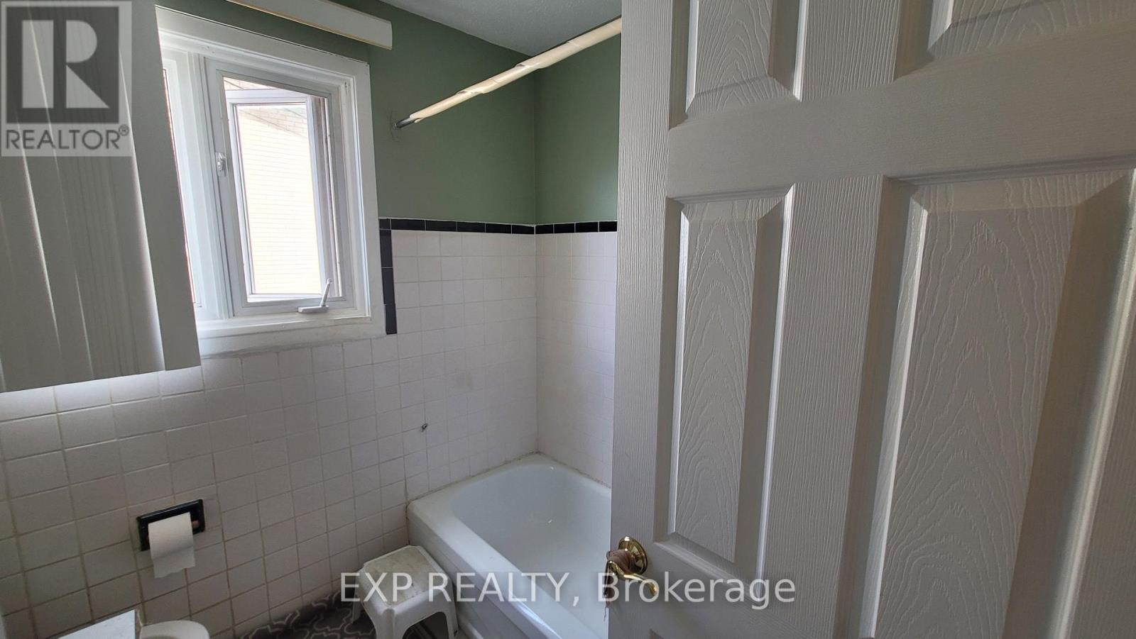 1747 Heron Road, Ottawa, Ontario  K1V 6A2 - Photo 9 - X13750268