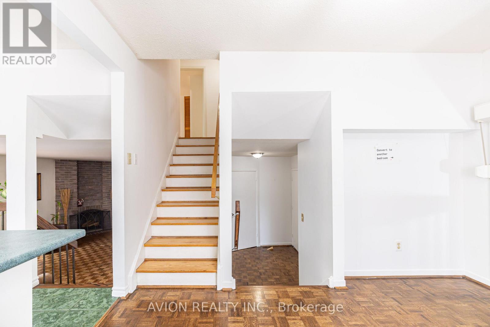 241 Weldrick Road W, Richmond Hill, Ontario  L4C 5J2 - Photo 12 - N13750266