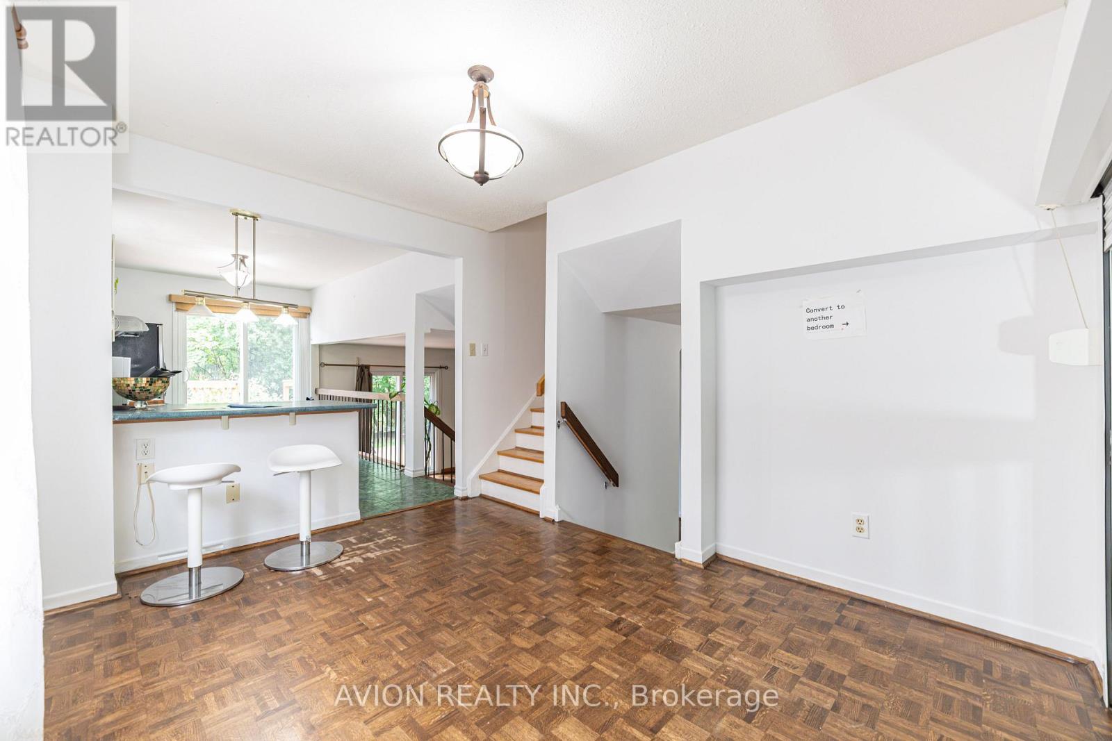 241 Weldrick Road W, Richmond Hill, Ontario  L4C 5J2 - Photo 7 - N13750266