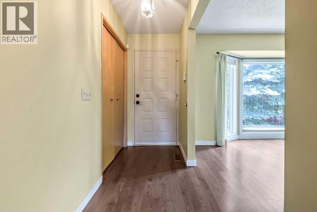 55 Suntree Lane, Okotoks, Alberta  T1S 1C1 - Photo 4 - A2342487