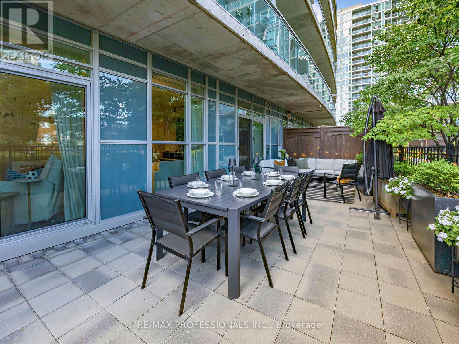 402 - 155 Legion Road N, Toronto, Ontario  M8Y 0A7 - Photo 19 - W13740834