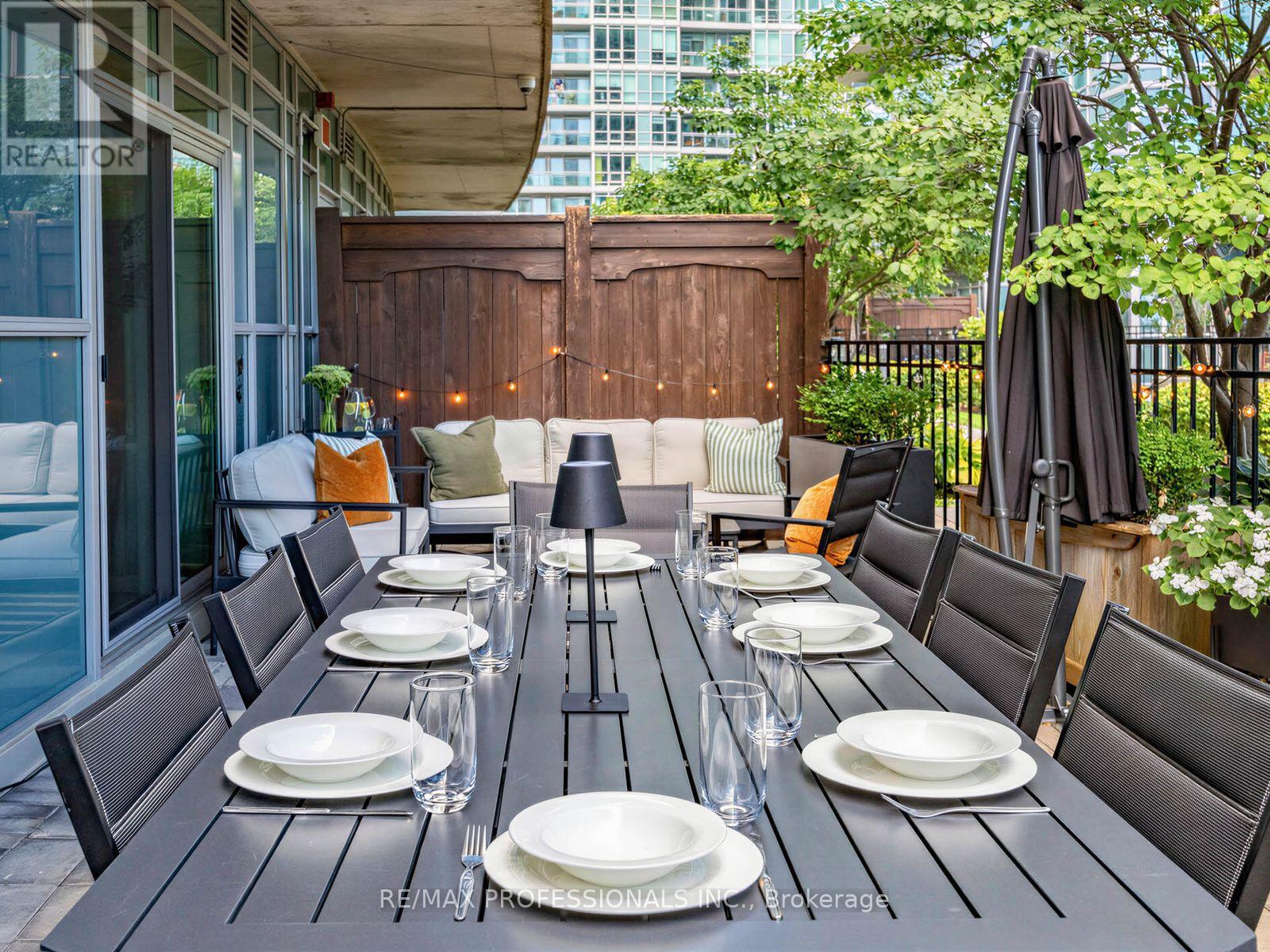 402 - 155 Legion Road N, Toronto, Ontario  M8Y 0A7 - Photo 20 - W13740834