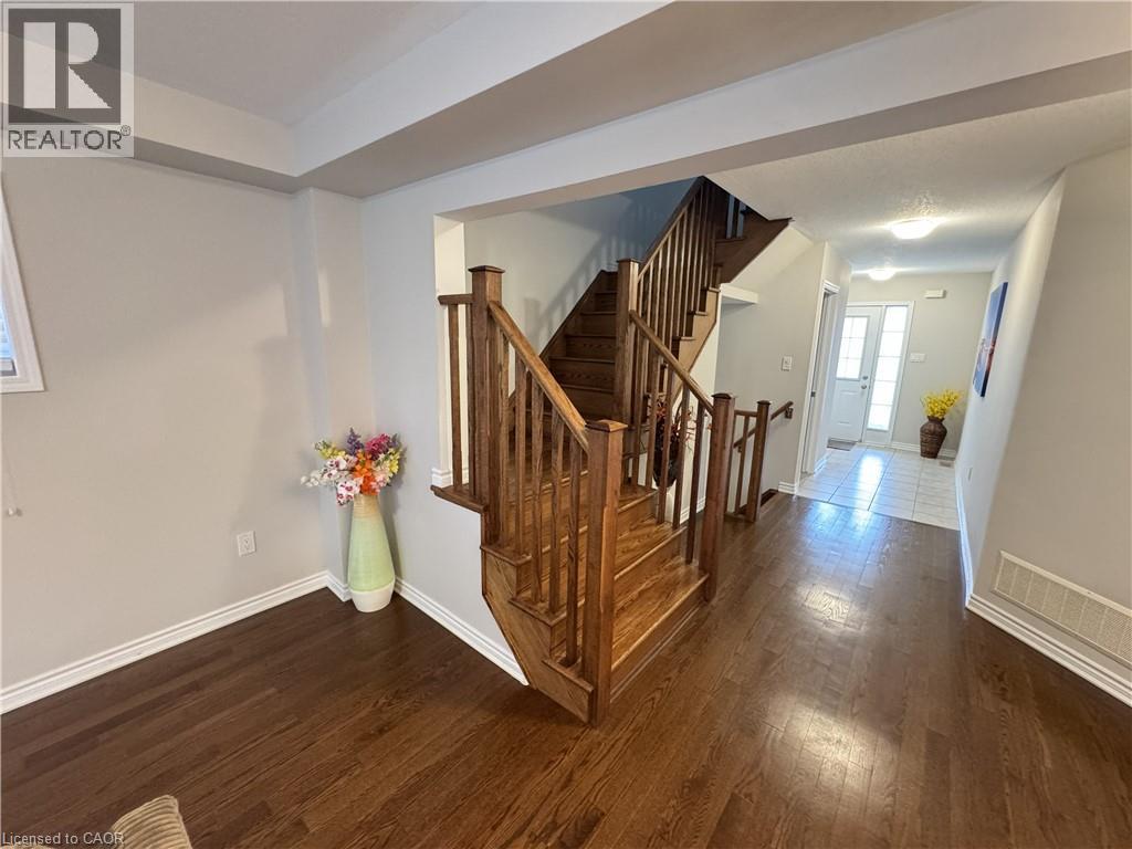 67 Pointer Street, Cambridge, Ontario  N3E 0B4 - Photo 13 - 40860976