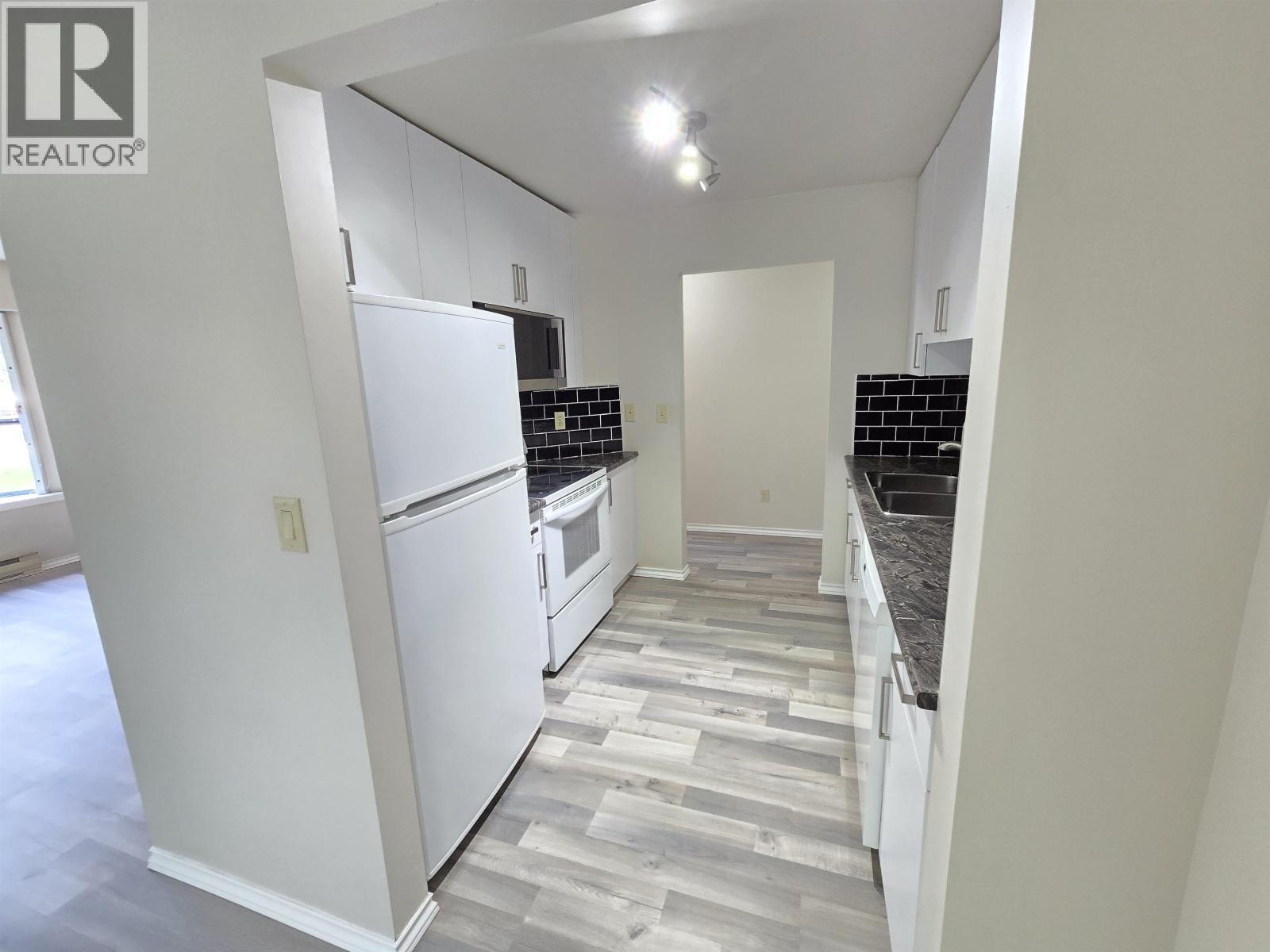 109 5250 Victory Street, Burnaby, British Columbia  V5J 5H2 - Photo 5 - R3161123