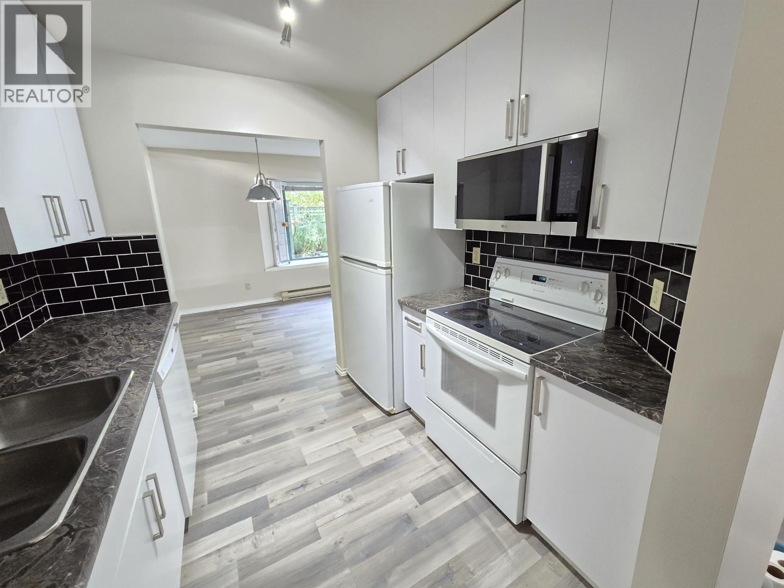109 5250 Victory Street, Burnaby, British Columbia  V5J 5H2 - Photo 2 - R3161123