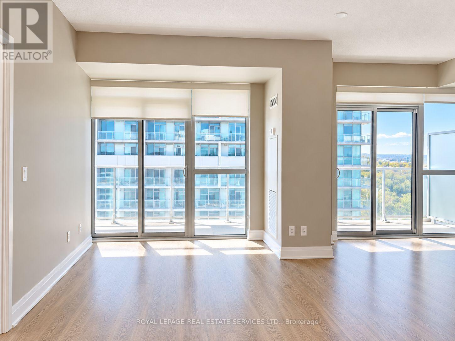 1412 - 55 Speers Road, Oakville, Ontario  L6K 3R8 - Photo 4 - W13750064