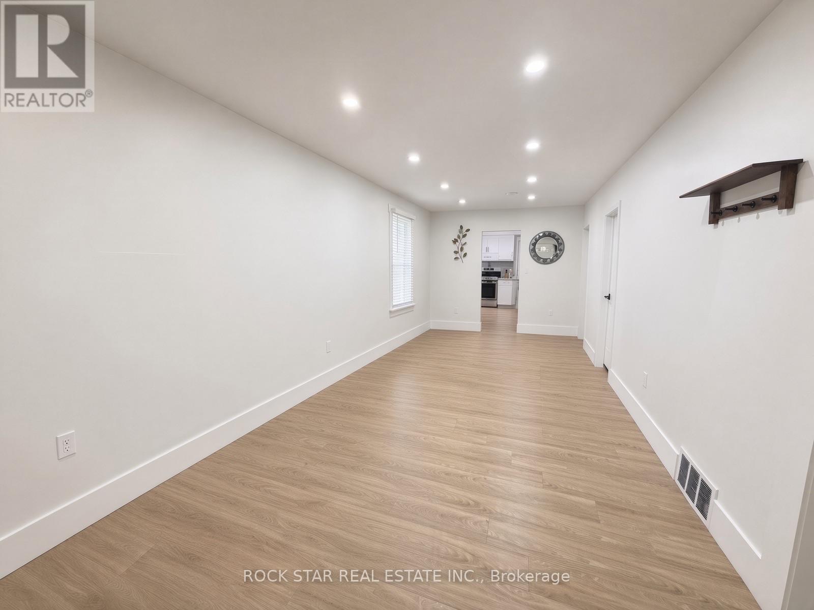 1211 Lincoln Road, Windsor, Ontario  N8Y 2H9 - Photo 12 - X13749396