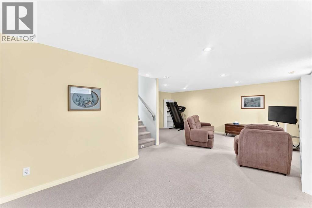 27 Jessie Robinson Close N, Lethbridge, Alberta  T1H 6Y4 - Photo 23 - A2341251