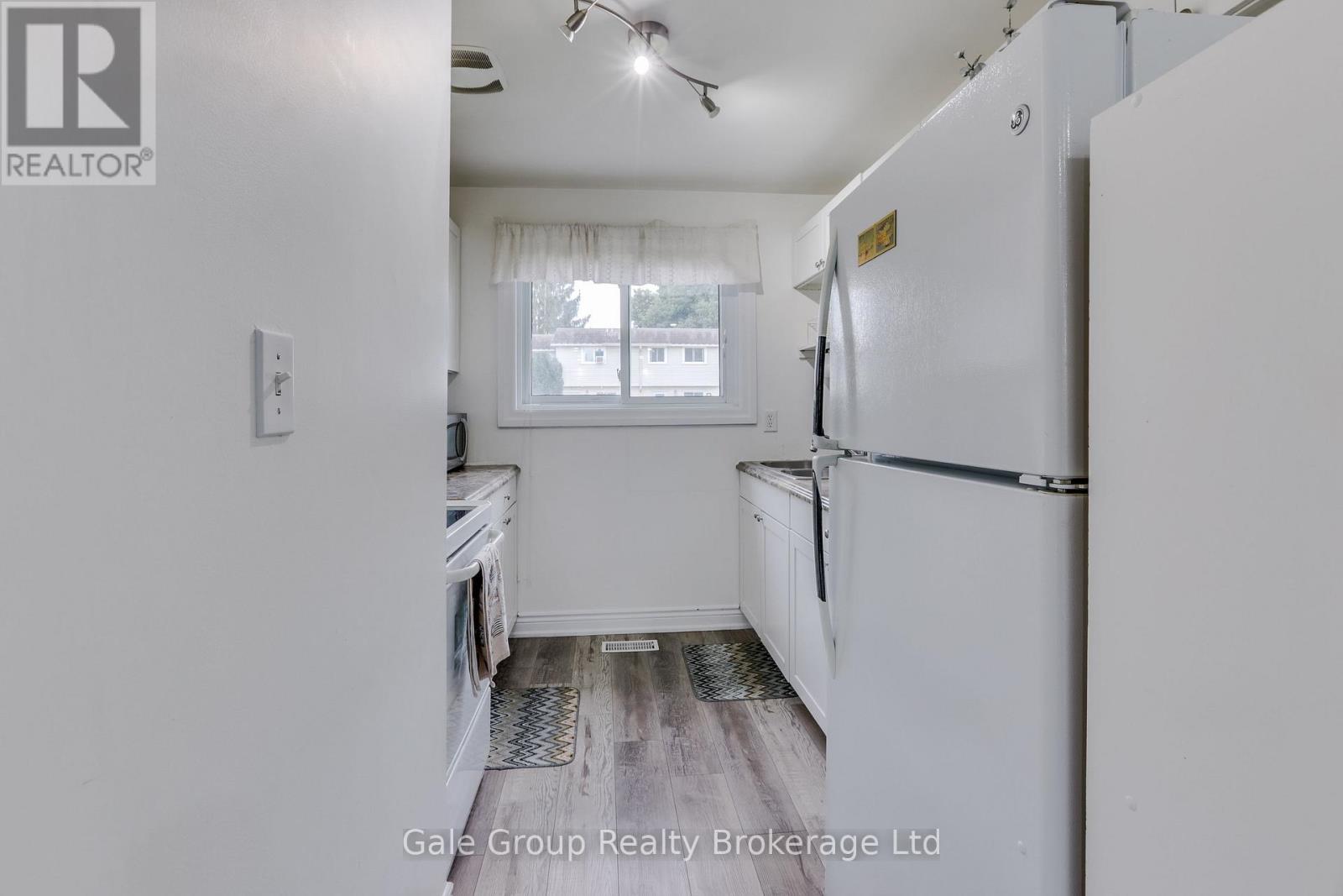 9 - 105 Springbank Avenue E, Woodstock, Ontario N4S 7P7 - Photo 10 - X13750282