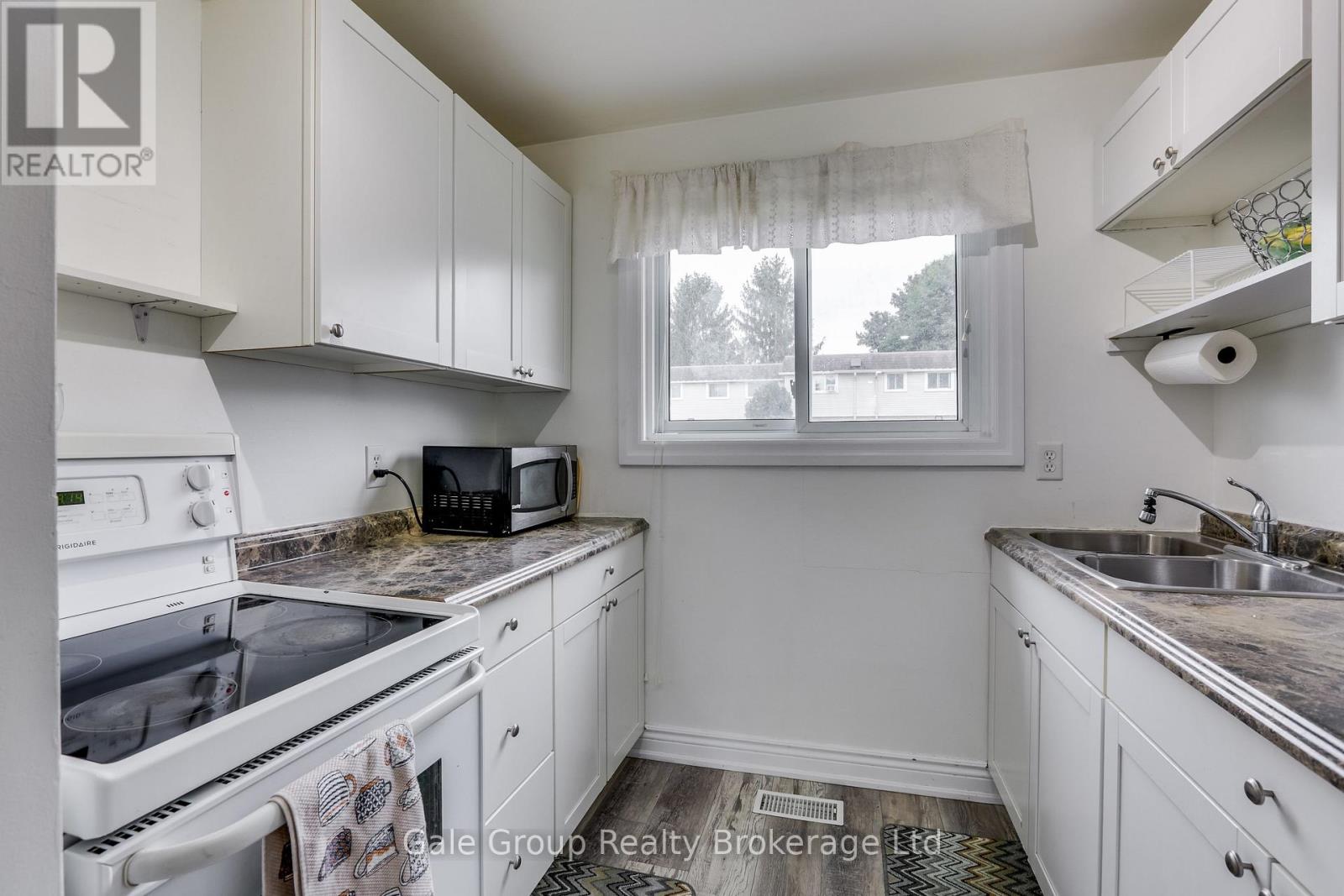 9 - 105 Springbank Avenue E, Woodstock, Ontario N4S 7P7 - Photo 11 - X13750282