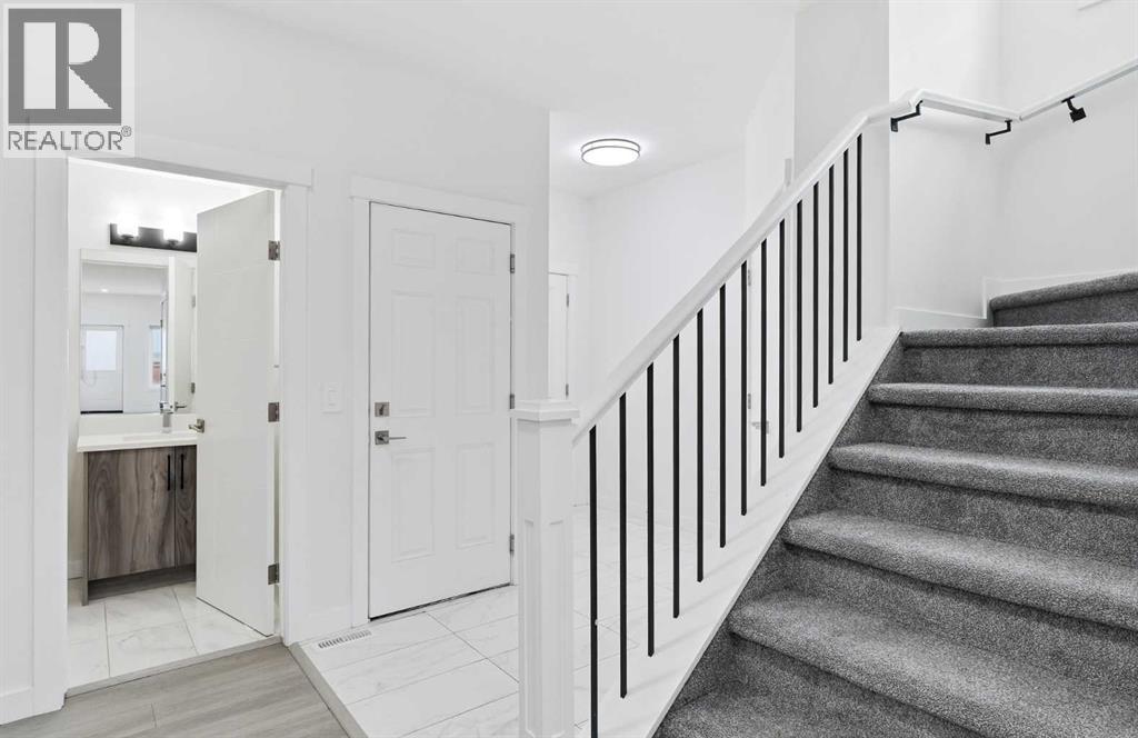 505 Corner Meadows Way  NE, Calgary, Alberta  T3N 2C9 - Photo 3 - A2342968