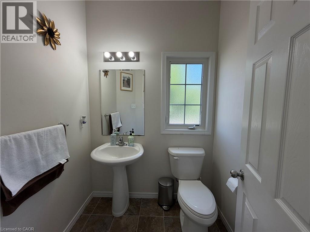 649 Winterberry Avenue, Waterloo, Ontario  N2V 2X4 - Photo 7 - 40860990