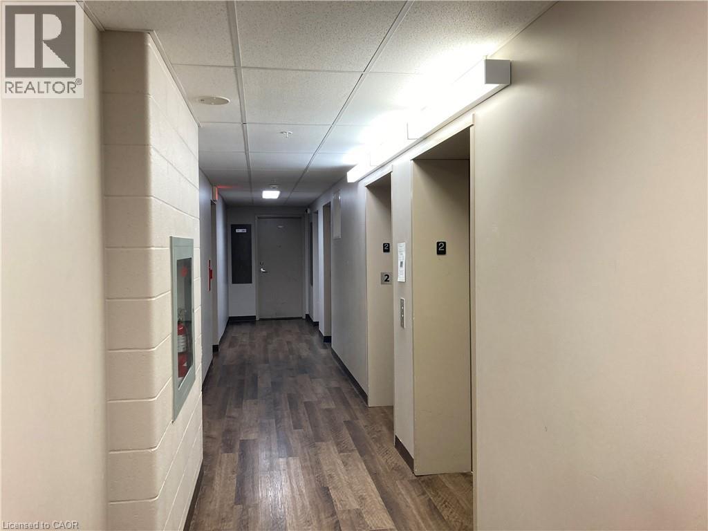 8 Hickory Street W Unit# 204, Waterloo, Ontario  N2L 3H6 - Photo 6 - 40828493
