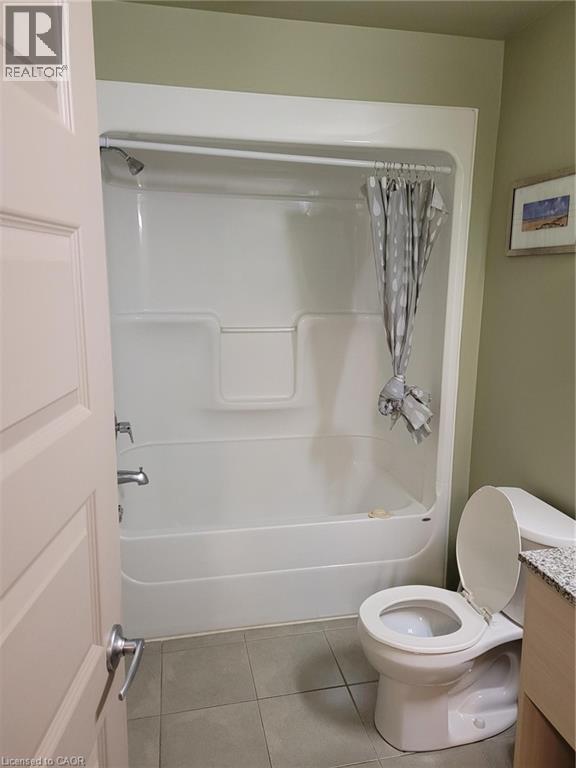 8 Hickory Street W Unit# 204, Waterloo, Ontario  N2L 3H6 - Photo 15 - 40828493
