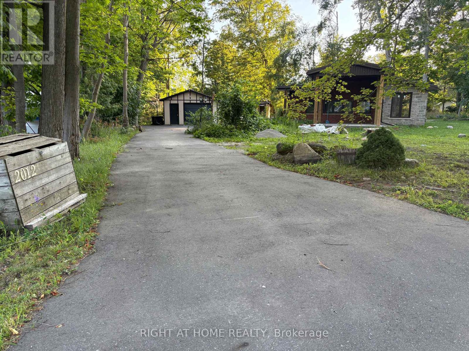 2012 INGLEWOOD DRIVE, Innisfil, Ontario