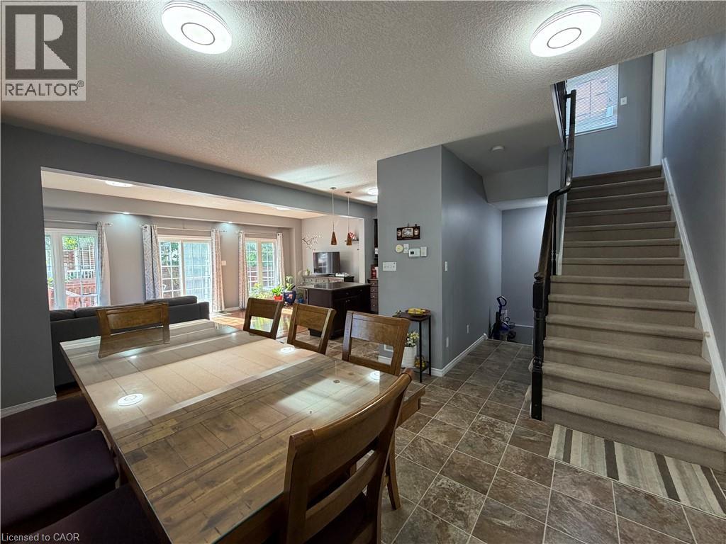 649 Winterberry Avenue, Waterloo, Ontario  N2V 2X4 - Photo 9 - 40860990