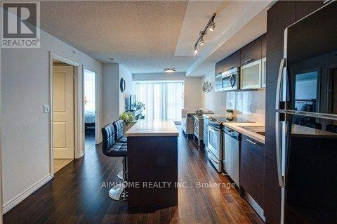 1405 - 386 Yonge Street, Toronto, Ontario  M5B 0A5 - Photo 3 - C13750334