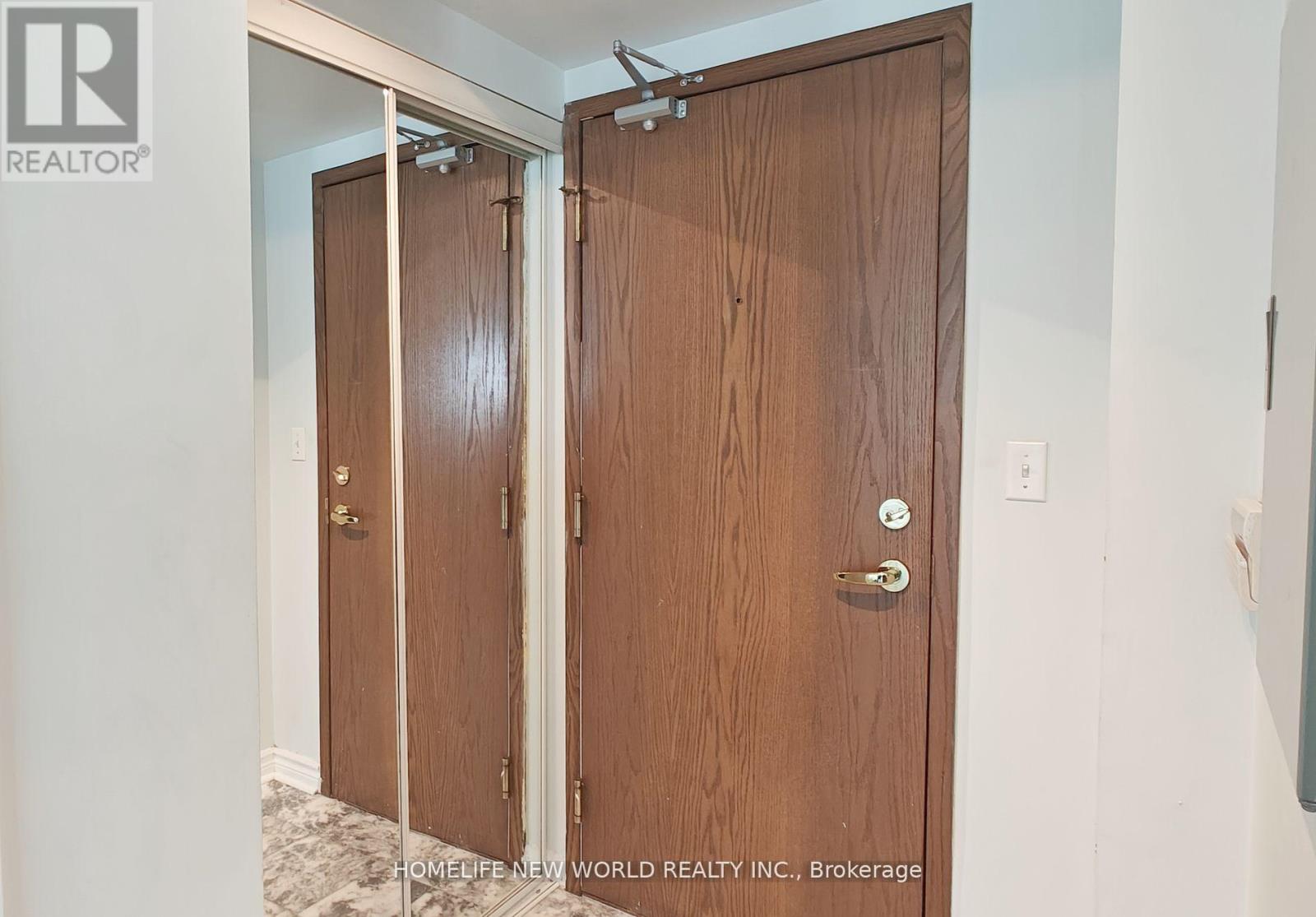 806 - 1 Lee Centre Drive, Toronto, Ontario  M1H 3J2 - Photo 5 - E13750332