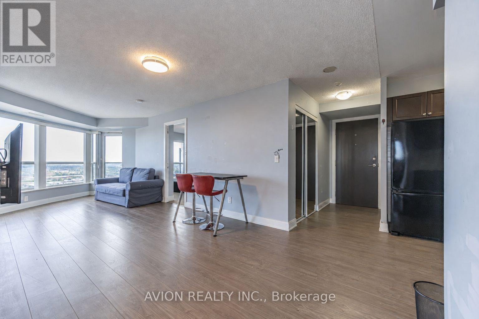 3017 - 135 Village Green Square, Toronto, Ontario  M1S 0G4 - Photo 10 - E13750340