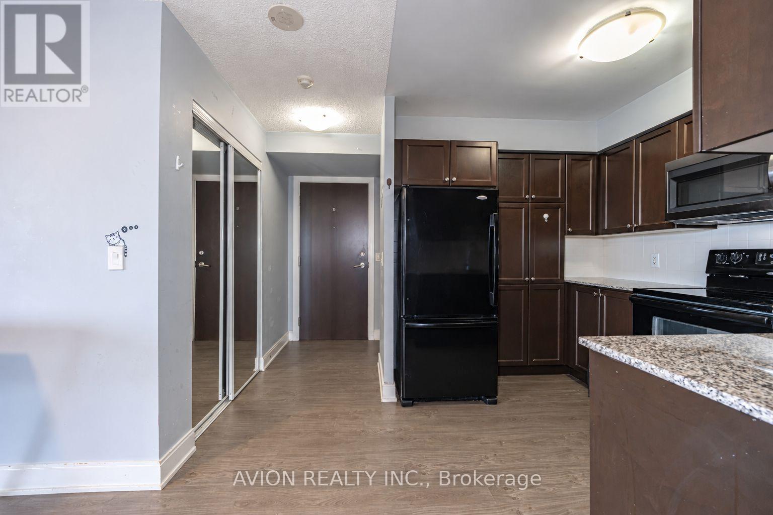 3017 - 135 Village Green Square, Toronto, Ontario  M1S 0G4 - Photo 14 - E13750340