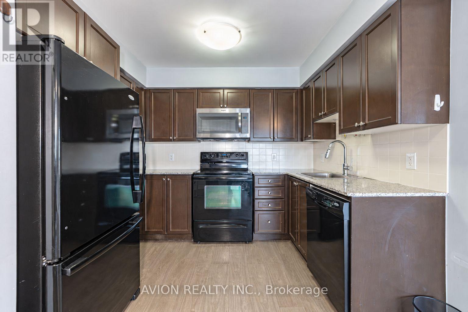 3017 - 135 Village Green Square, Toronto, Ontario  M1S 0G4 - Photo 15 - E13750340
