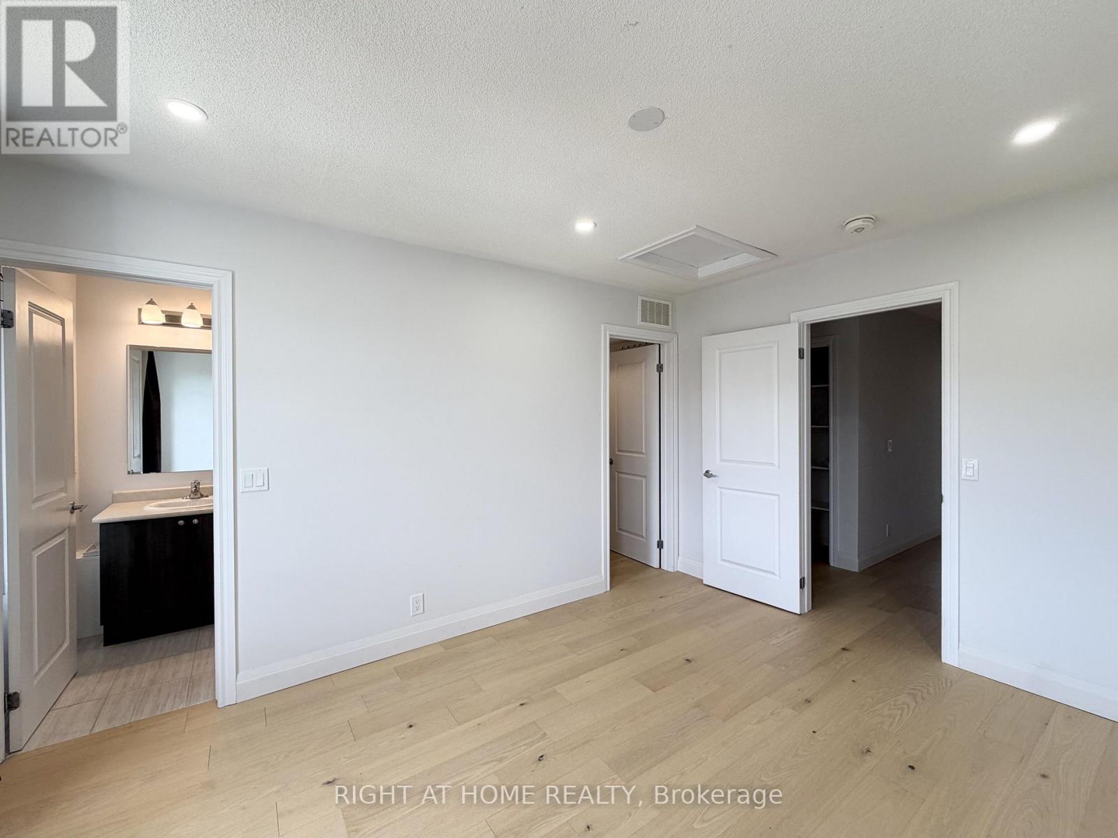 13 - 2500 Hill Rise Court, Oshawa, Ontario  L1L 0L2 - Photo 16 - E13750342