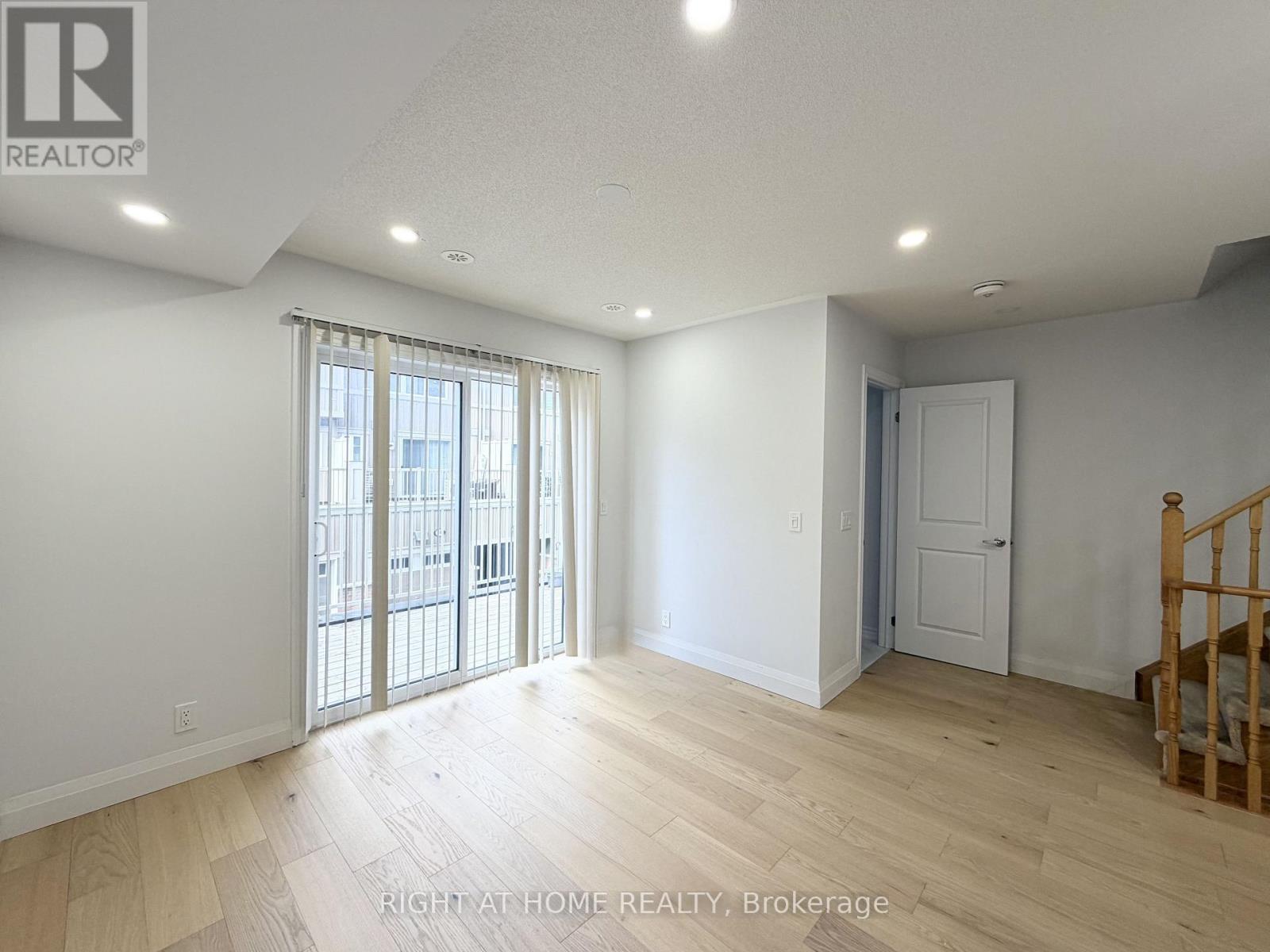 13 - 2500 Hill Rise Court, Oshawa, Ontario  L1L 0L2 - Photo 6 - E13750342
