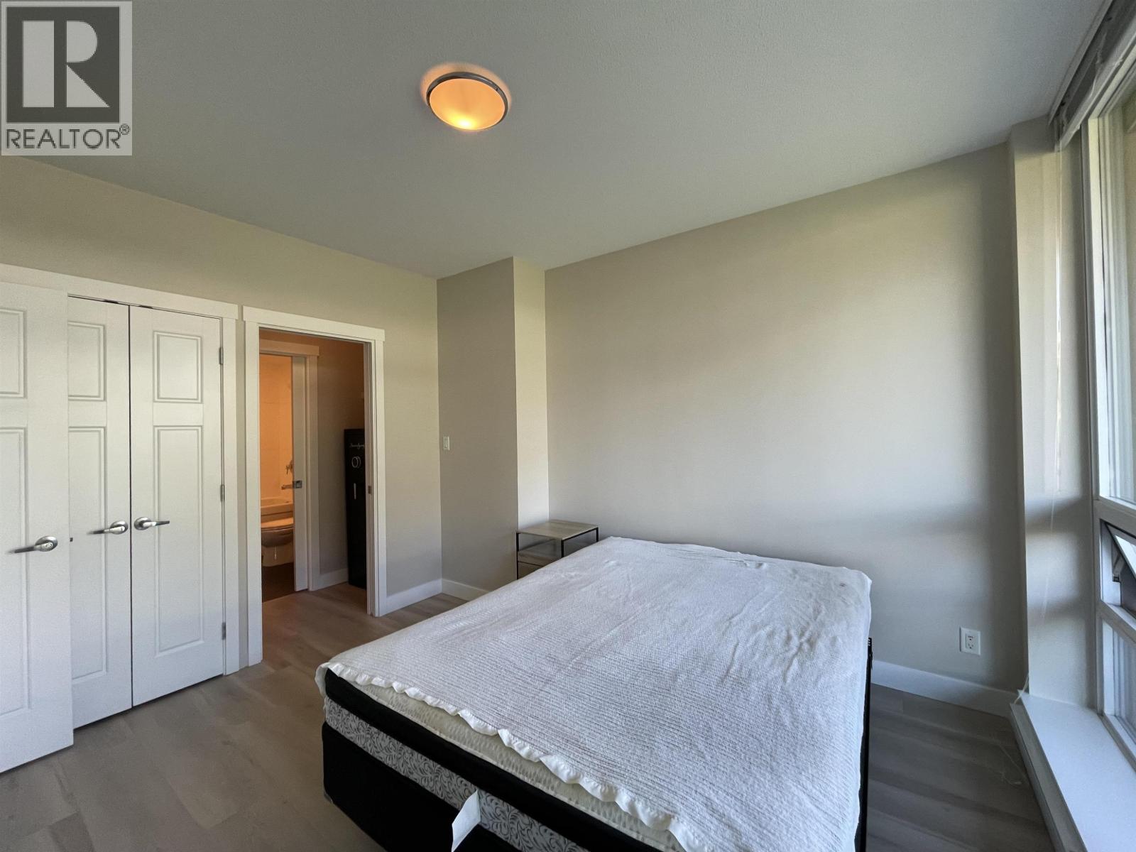 602 2968 Glen Drive, Coquitlam, British Columbia  V3B 0C4 - Photo 12 - R3160229