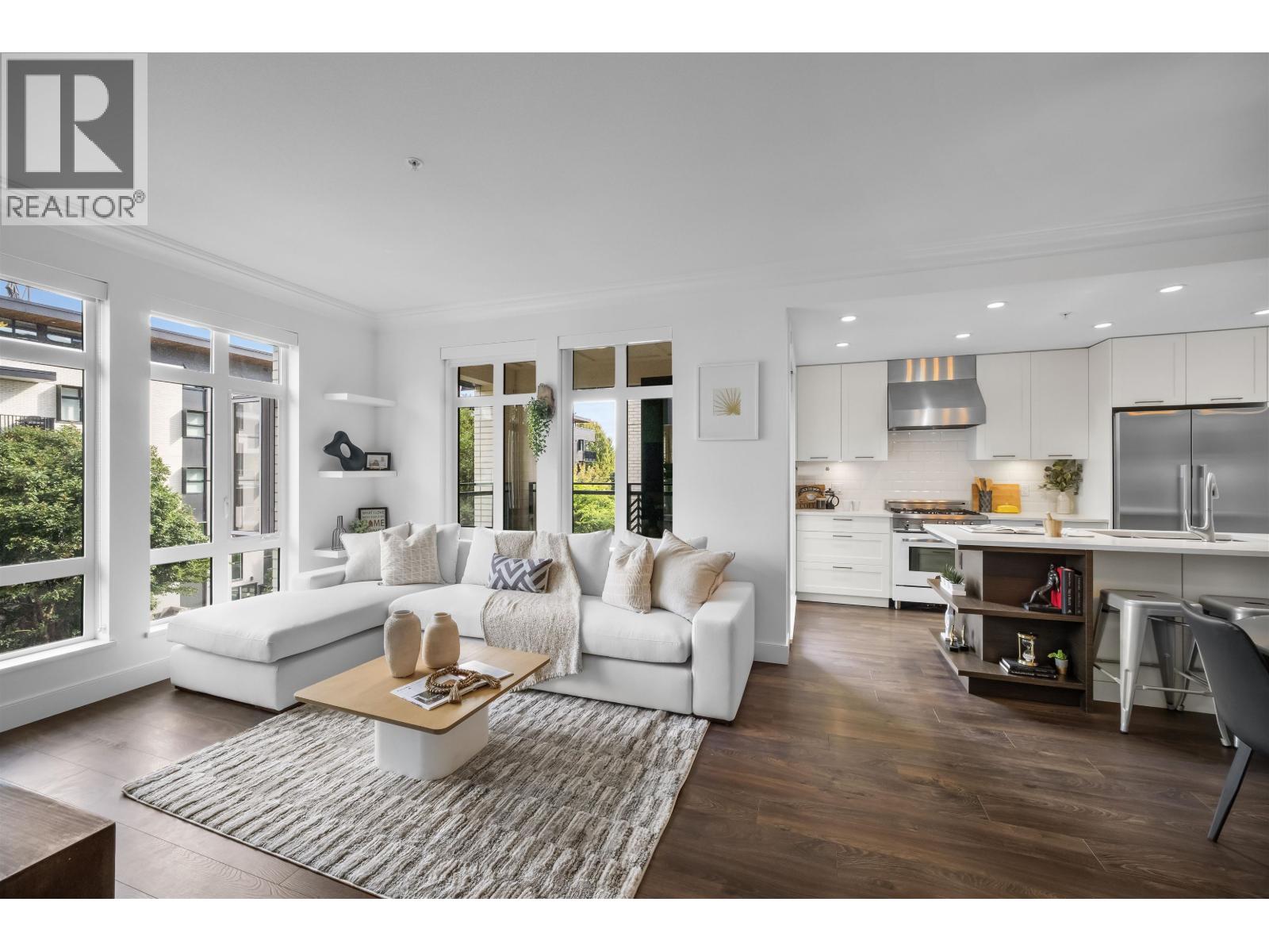 305 168 E 35th Avenue, Vancouver, British Columbia  V5W 1A6 - Photo 1 - R3159954