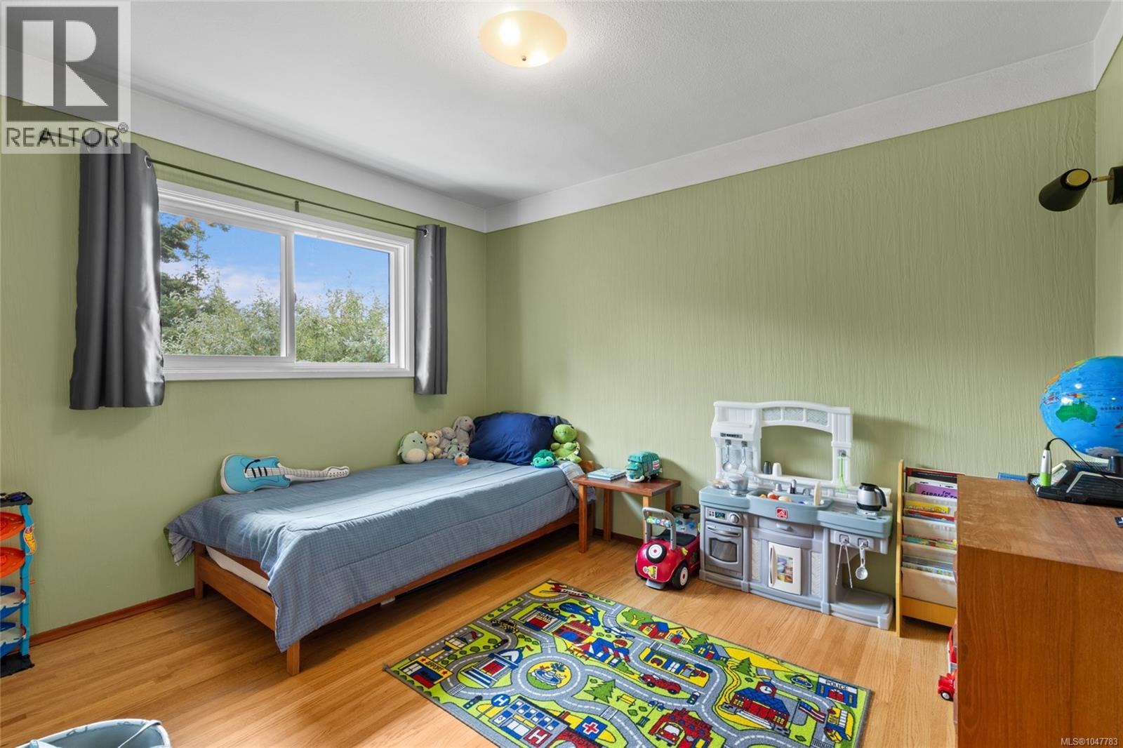 749 Lily Ave, Saanich, British Columbia  V8X 3R7 - Photo 19 - 1047783