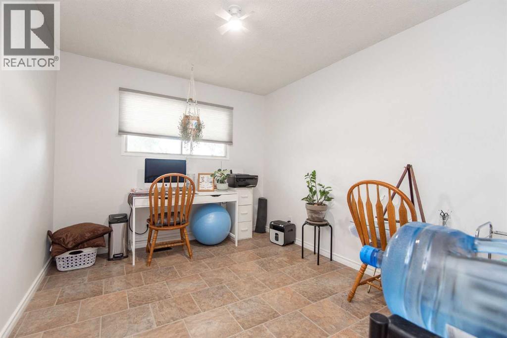 4606 51 Avenue, Bentley, Alberta  T0C 0J0 - Photo 20 - A2335401