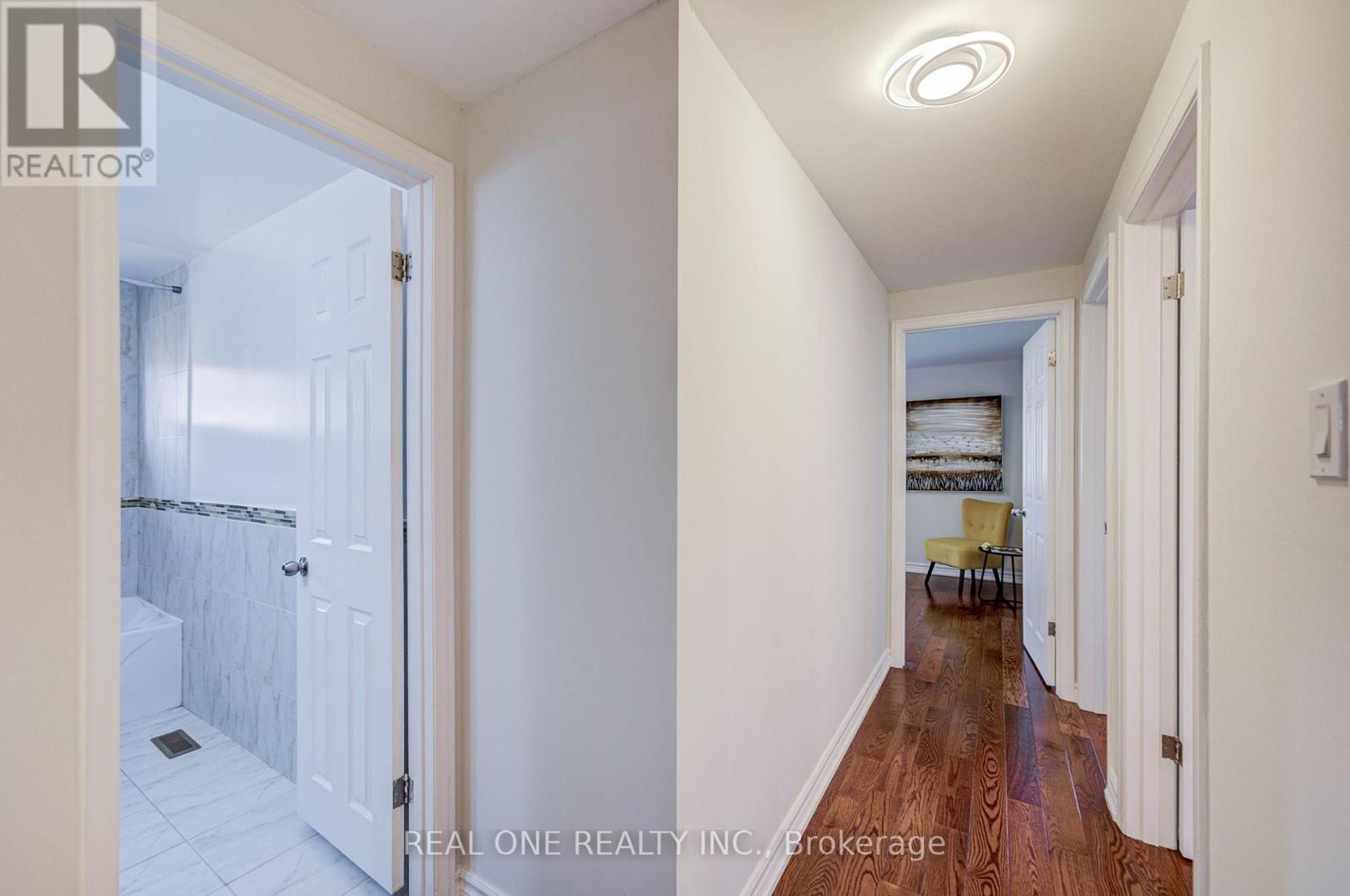 128 Briarscross Boulevard, Toronto, Ontario  M1S 3K5 - Photo 17 - E13750356