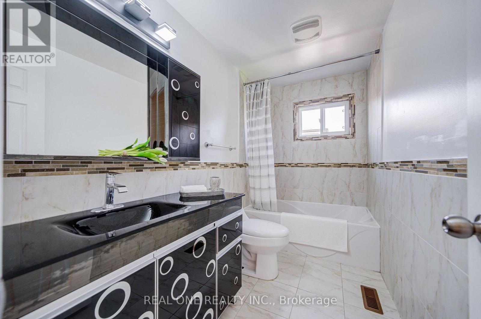 128 Briarscross Boulevard, Toronto, Ontario  M1S 3K5 - Photo 26 - E13750356