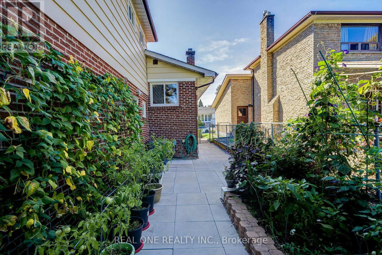 128 Briarscross Boulevard, Toronto, Ontario  M1S 3K5 - Photo 44 - E13750356