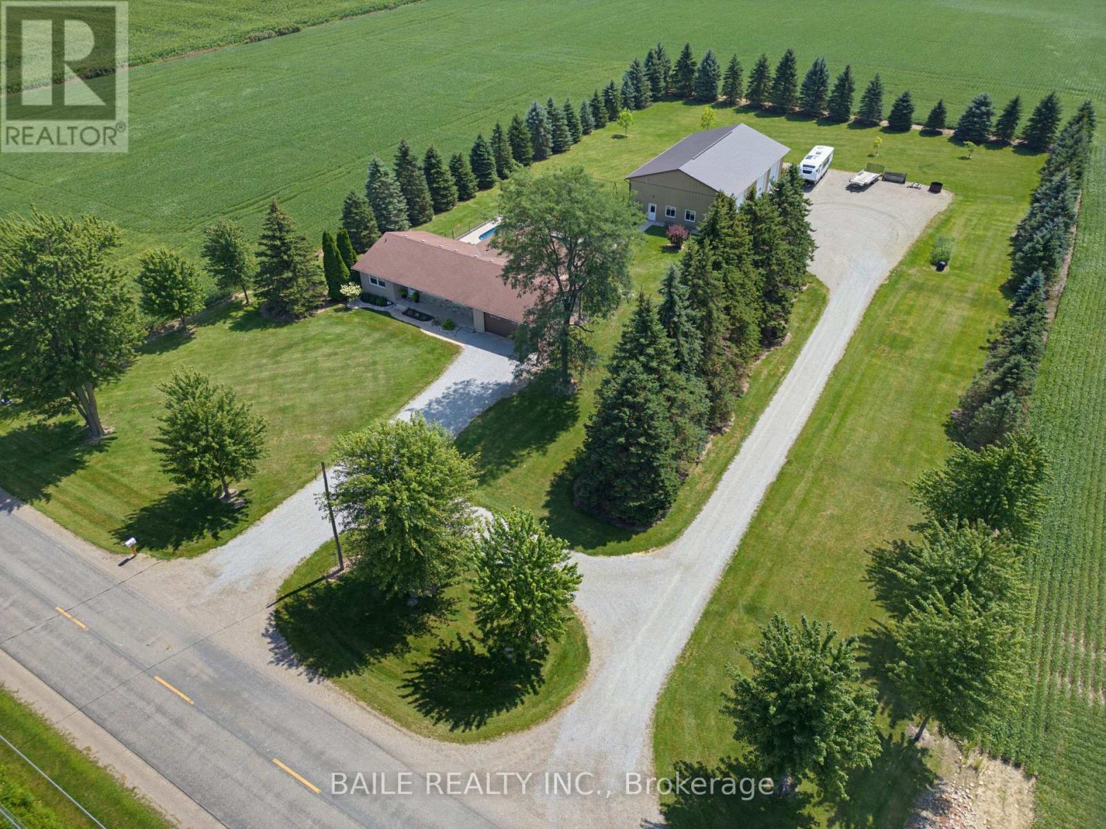 6725 CHURCHILL LINE, Brooke-Alvinston, Ontario