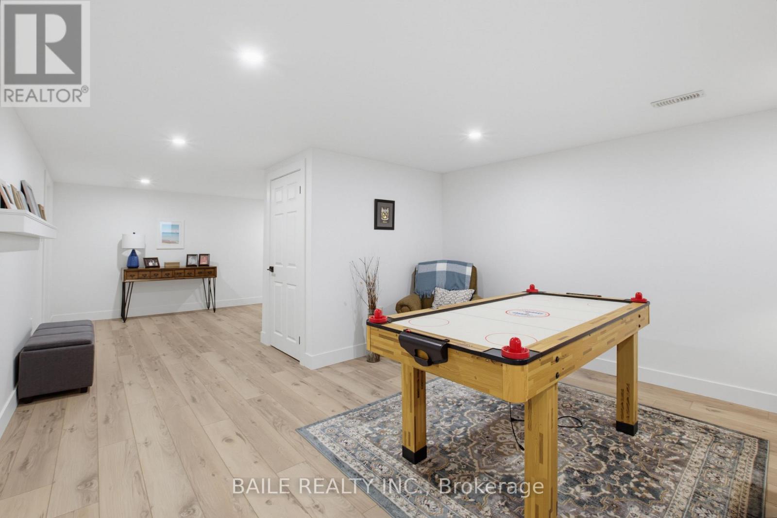 6725 Churchill Line, Brooke-Alvinston, Ontario  N0M 2S0 - Photo 31 - X13750400