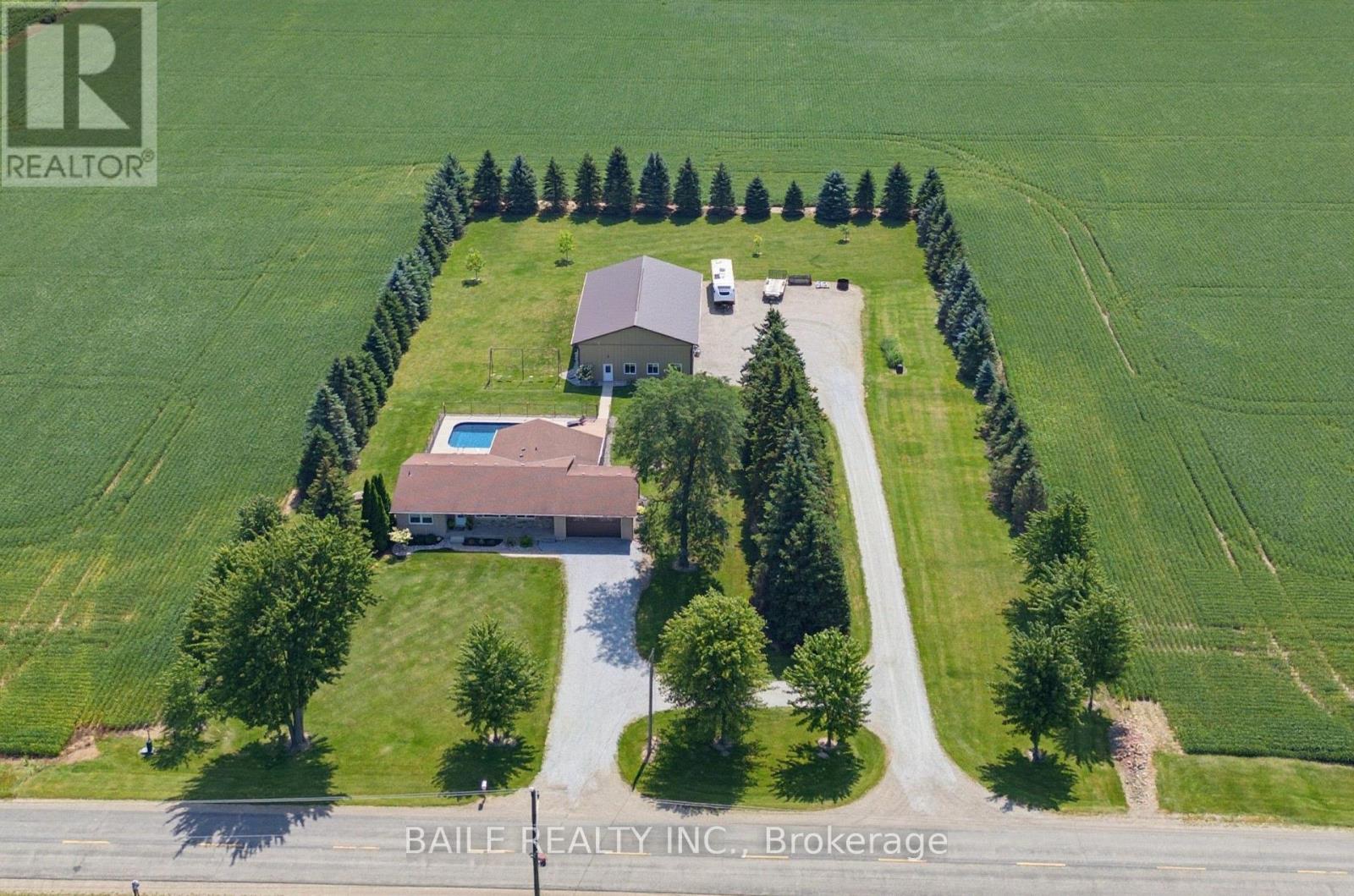 6725 Churchill Line, Brooke-Alvinston, Ontario  N0M 2S0 - Photo 49 - X13750400