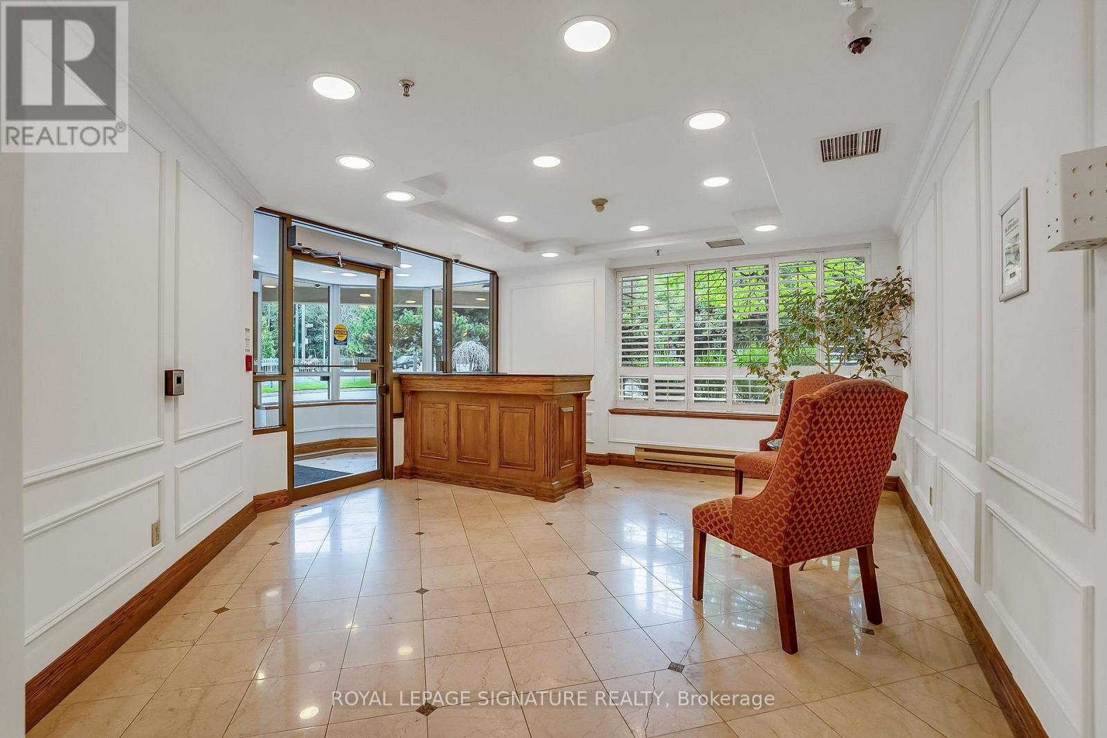 106 - 801 Lawrence Avenue E, Toronto, Ontario  M3C 3W2 - Photo 2 - C13750396