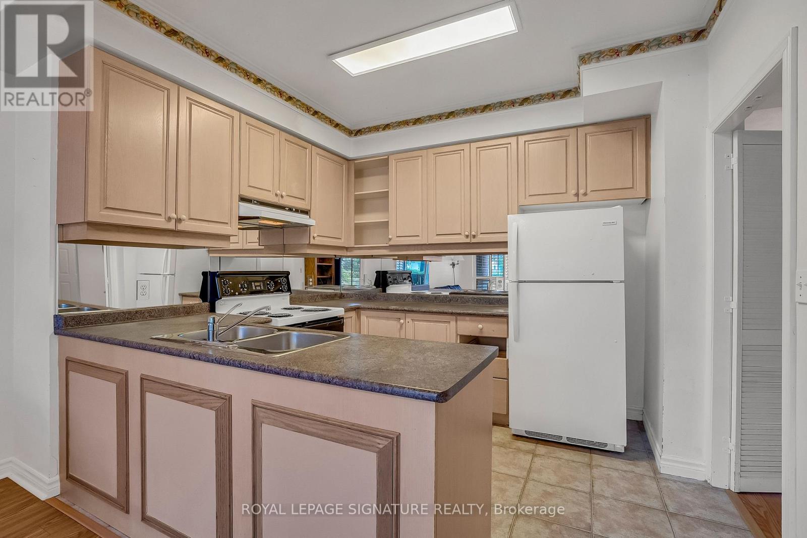 106 - 801 Lawrence Avenue E, Toronto, Ontario  M3C 3W2 - Photo 8 - C13750396