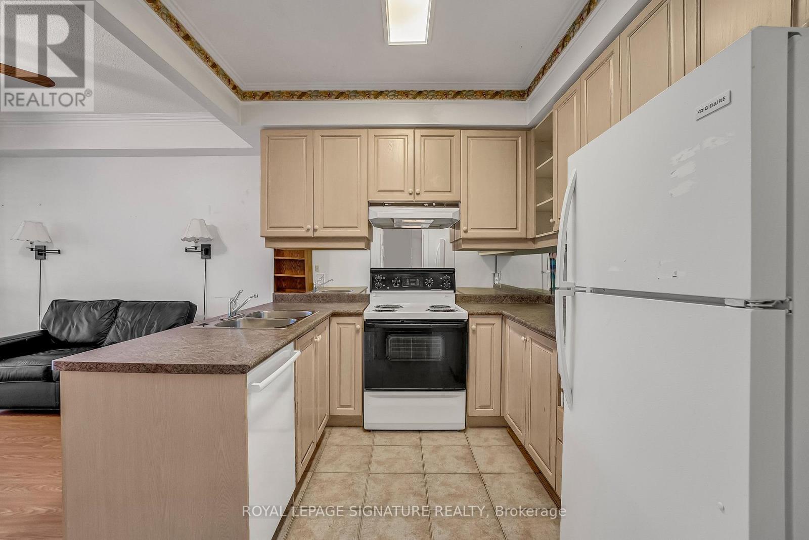 106 - 801 Lawrence Avenue E, Toronto, Ontario  M3C 3W2 - Photo 9 - C13750396