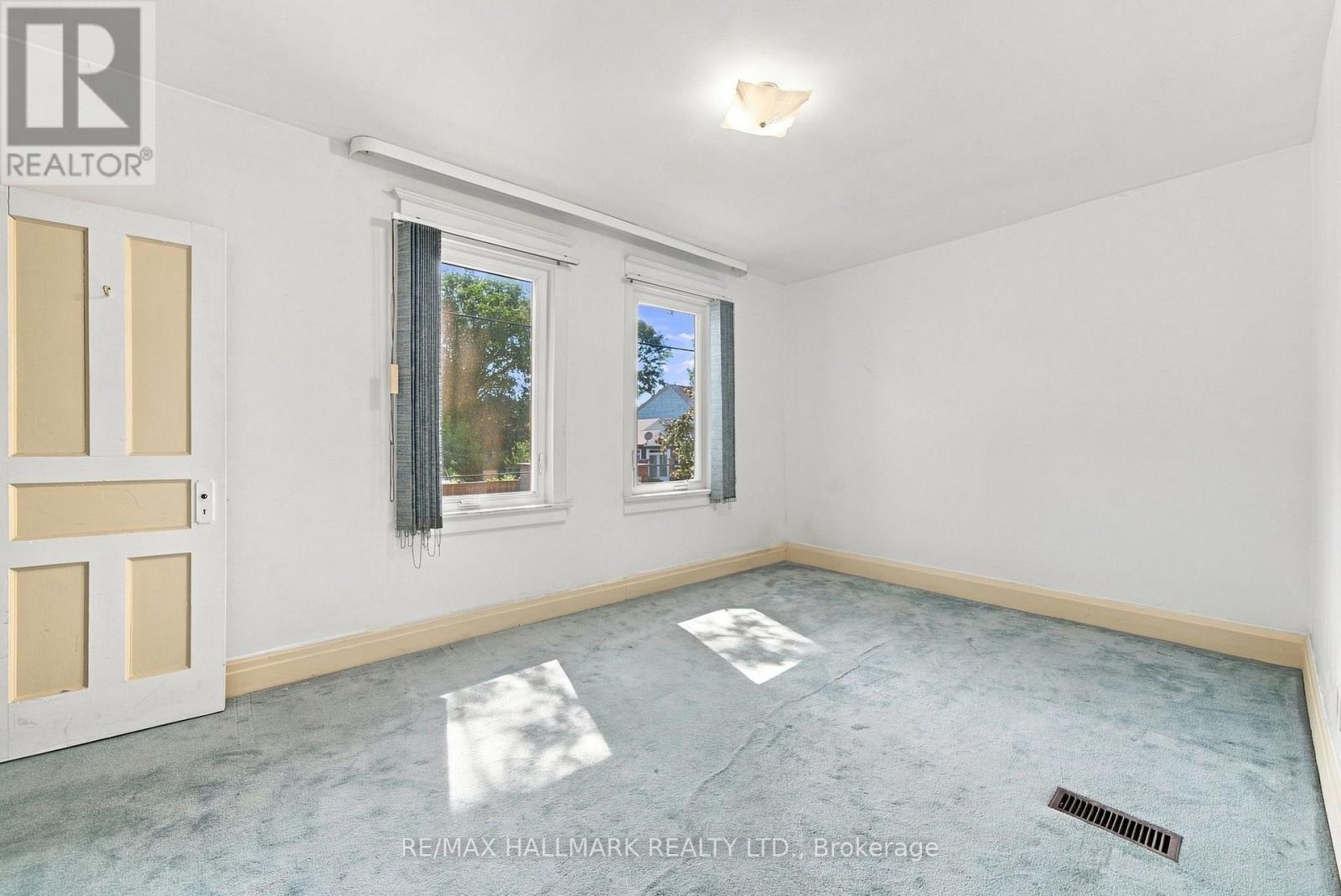 104 Chisholm Avenue, Toronto, Ontario  M4C 4V7 - Photo 24 - E13750380