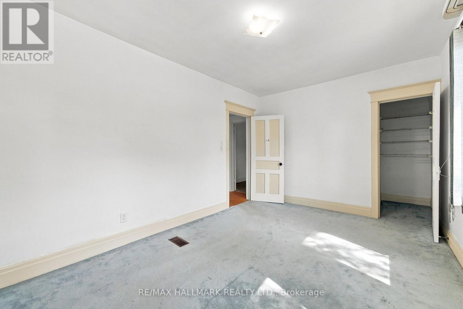 104 Chisholm Avenue, Toronto, Ontario  M4C 4V7 - Photo 25 - E13750380